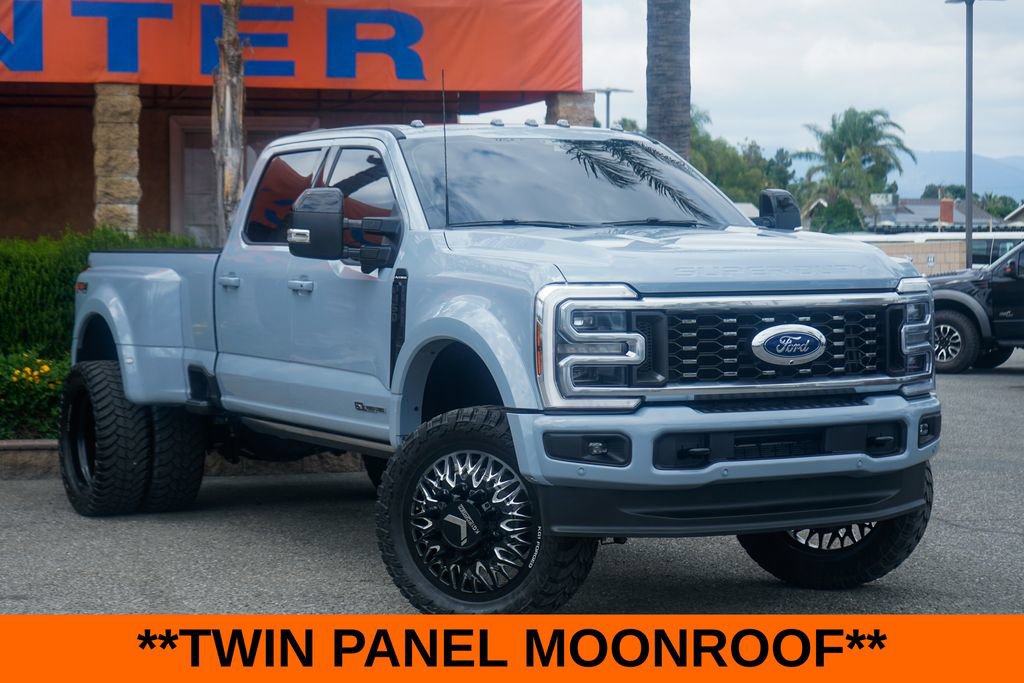 Used 2025 Ford F450 Platinum w/ FX4 Off-Road Package AWD/4WD image 2