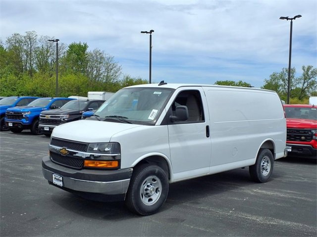 New 2025 Chevrolet Express 2500 w/ Driver Convenience Package image 3