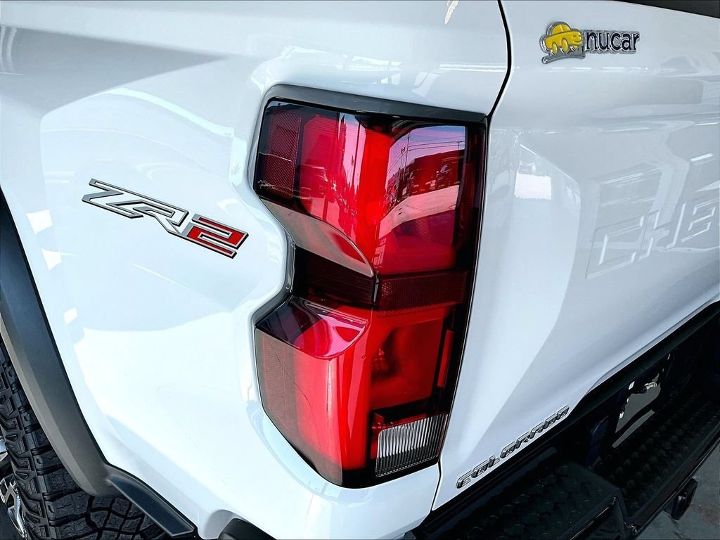Used 2023 Chevrolet Colorado ZR2 w/ ZR2 Convenience Package III AWD/4WD image 33