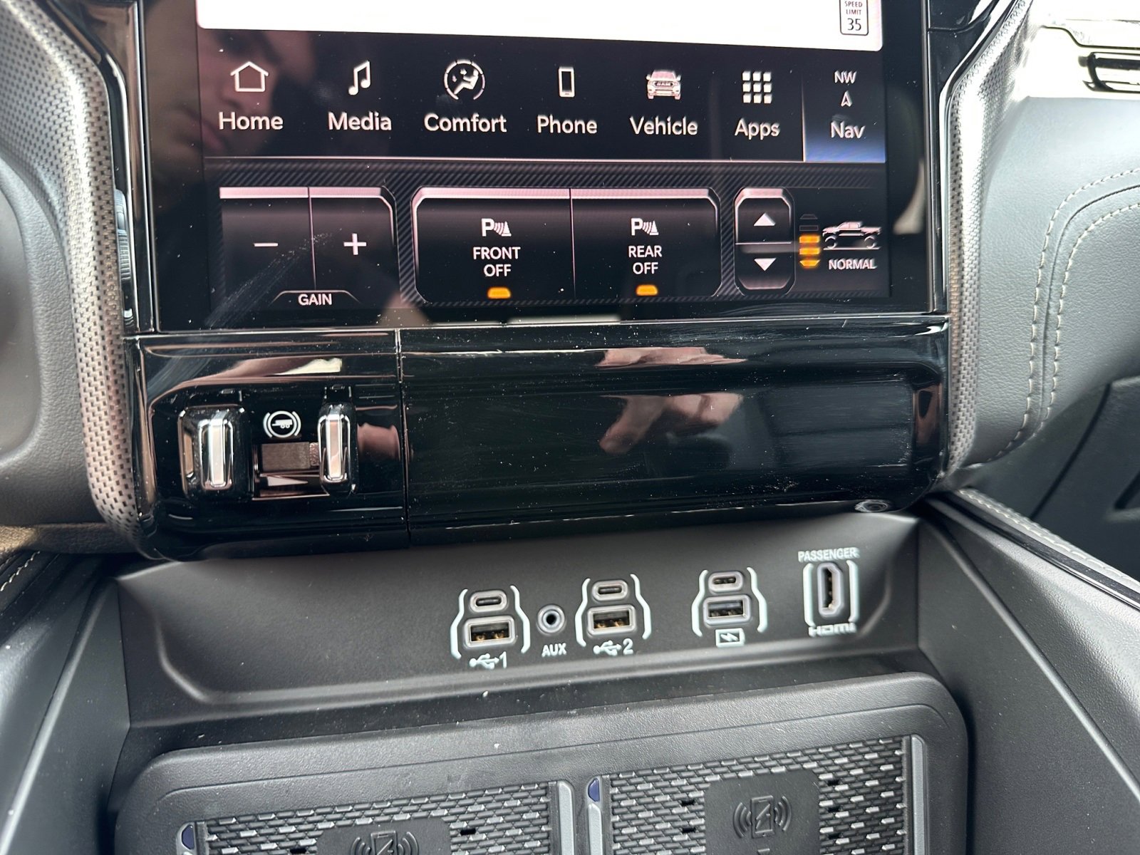New 2026 RAM 1500 Limited image 30