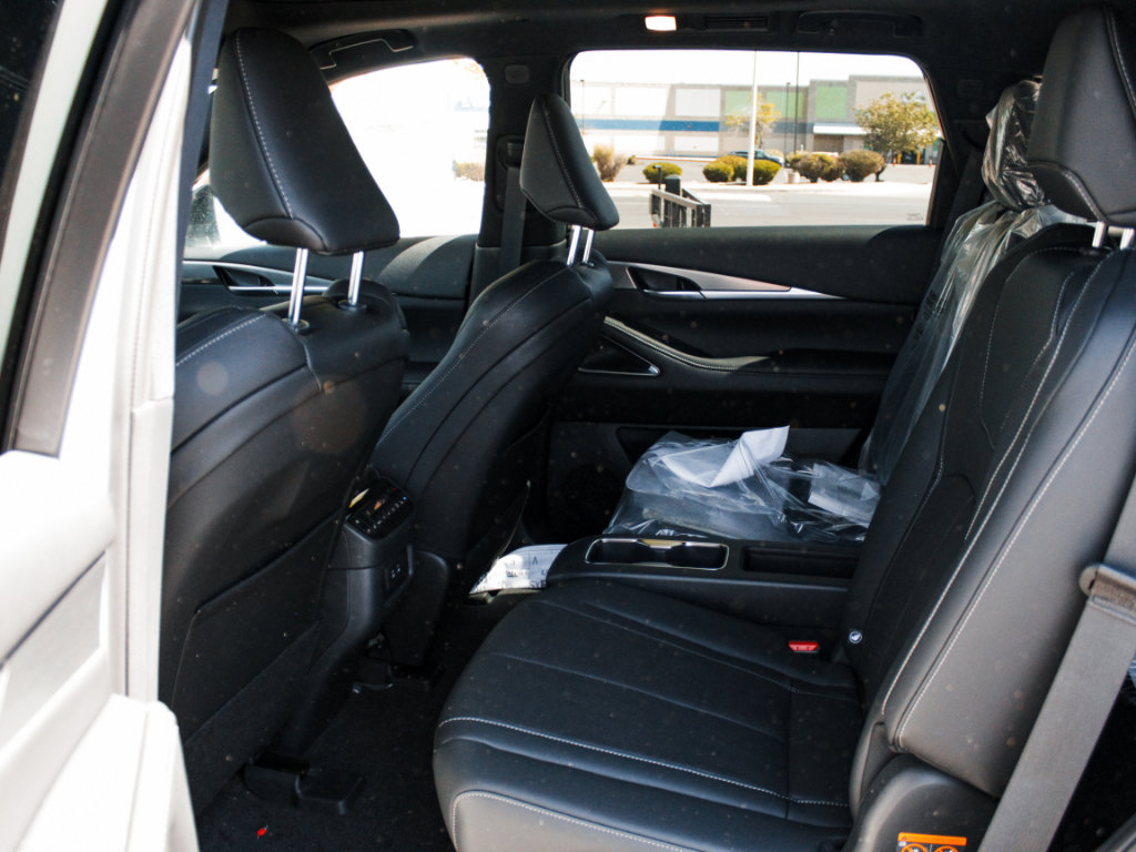 Certified 2027 INFINITI QX60 Sport w/ Dark Cargo Package AWD/4WD image 26