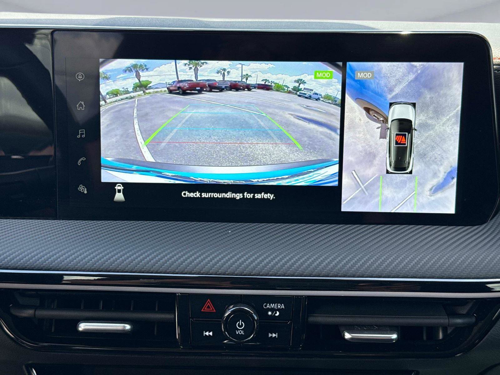 Used 2025 Nissan Kicks SR AWD/4WD image 22