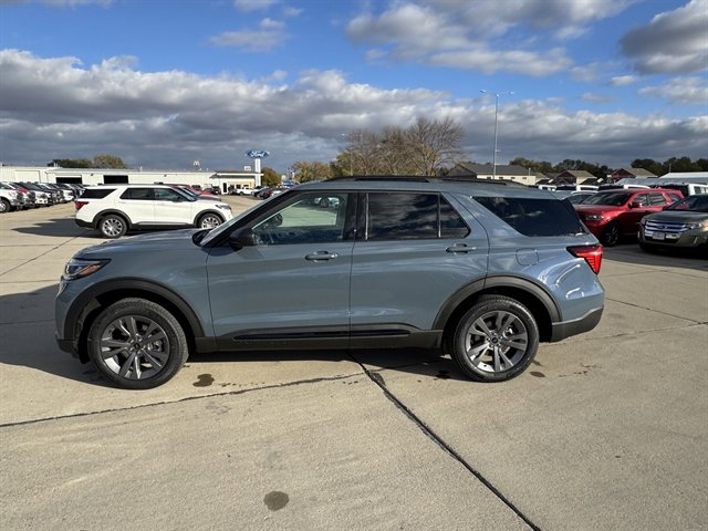 New 2026 Ford Explorer Active image 6