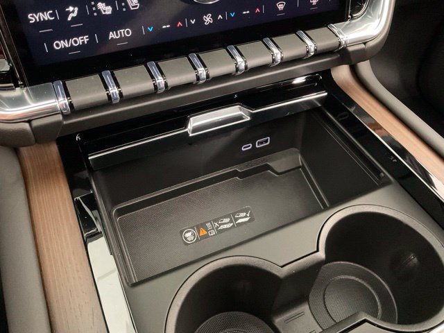 New 2026 GMC Yukon Denali w/ Denali Reserve Package AWD/4WD image 21