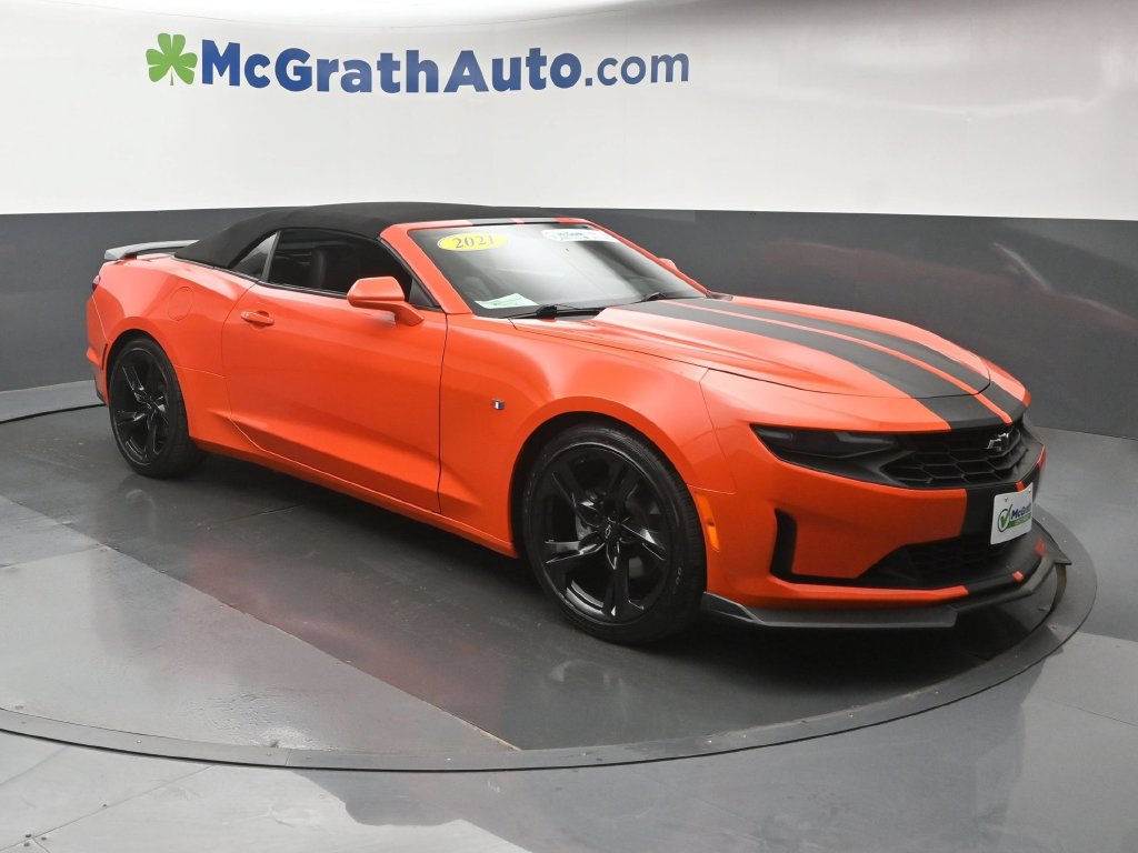 Used 2021 Chevrolet Camaro LT RWD image 2