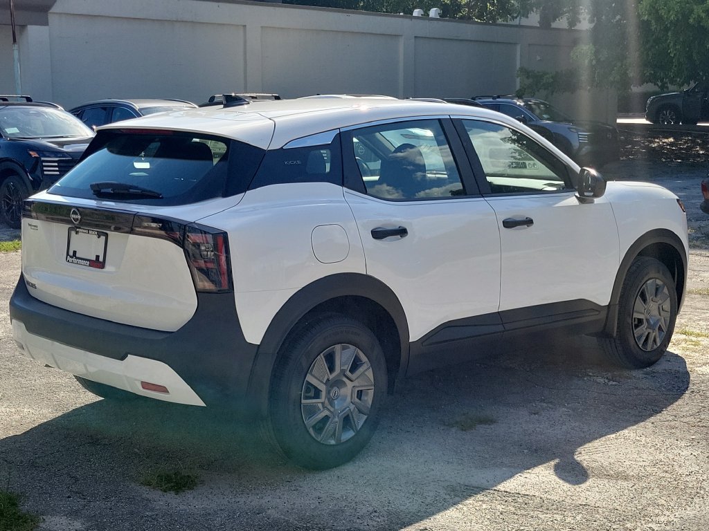 New 2027 Nissan Kicks S FWD image 6