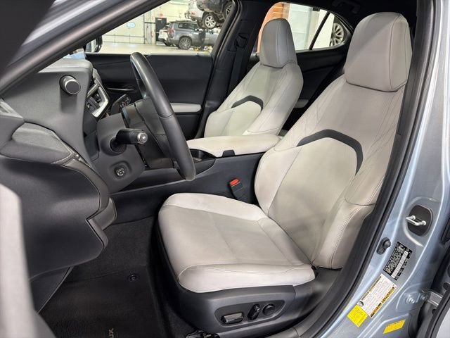 Used 2023 Lexus UX 250h AWD w/ Accessory Package (Z2) image 13