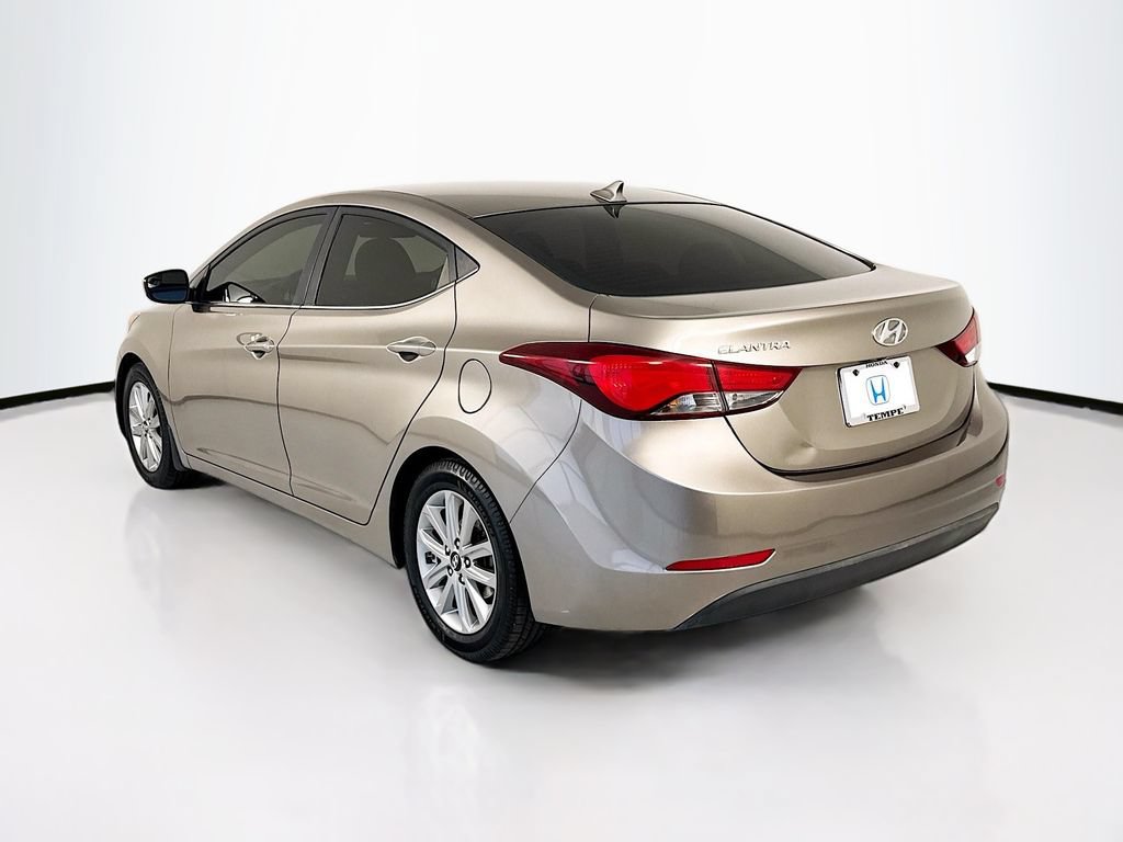 Used 2015 Hyundai Elantra SE w/ Option Group 03 FWD image 7