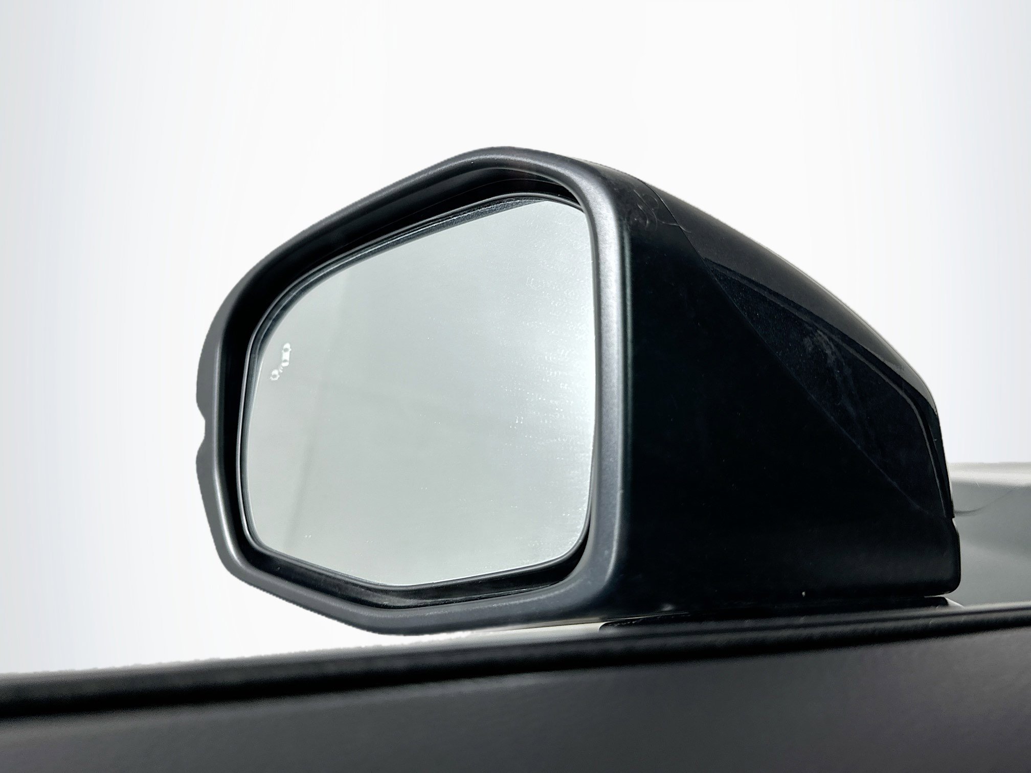 Used 2025 Honda CR-V EX-L image 16