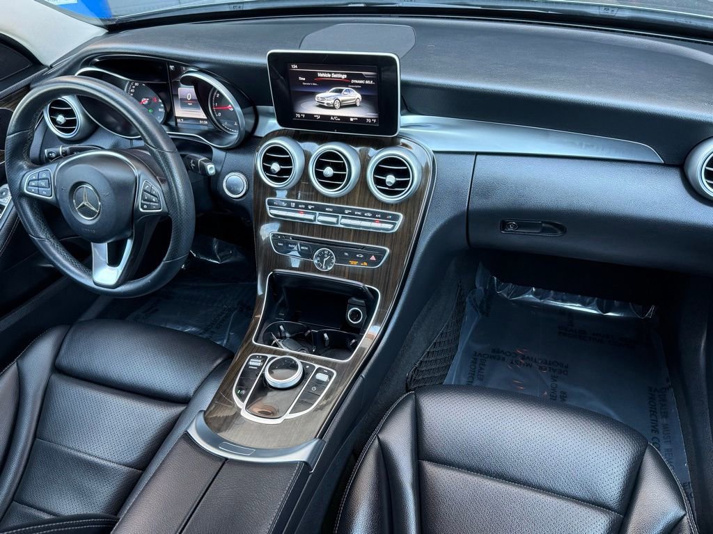 Used 2018 Mercedes-Benz C 300 4MATIC Sedan image 22