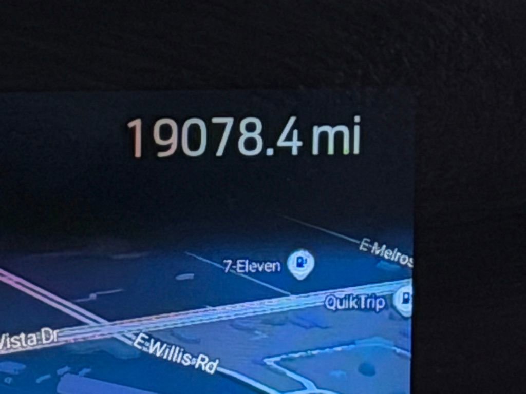 Used 2025 Ford Expedition Platinum image 16