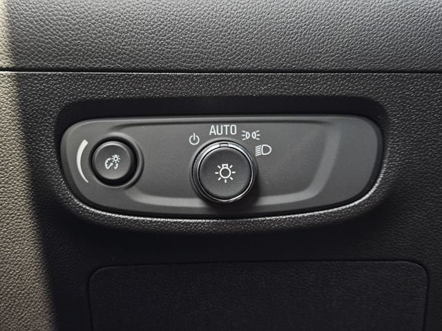 Used 2025 Buick Encore GX Preferred FWD image 21