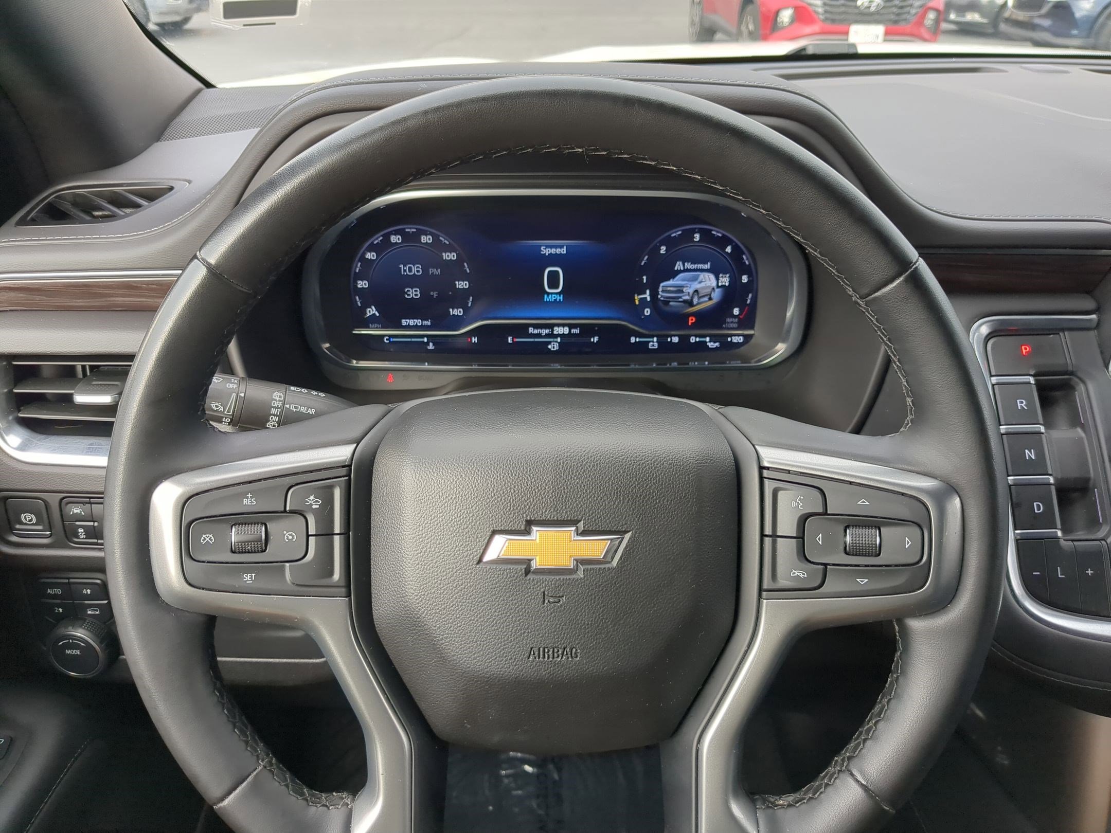 Used 2024 Chevrolet Suburban LT image 18