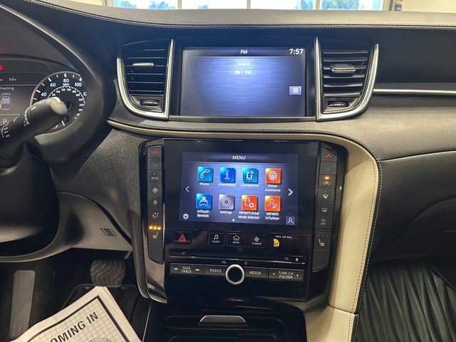 Used 2023 INFINITI QX55 Luxe w/ Cargo Package AWD/4WD image 11