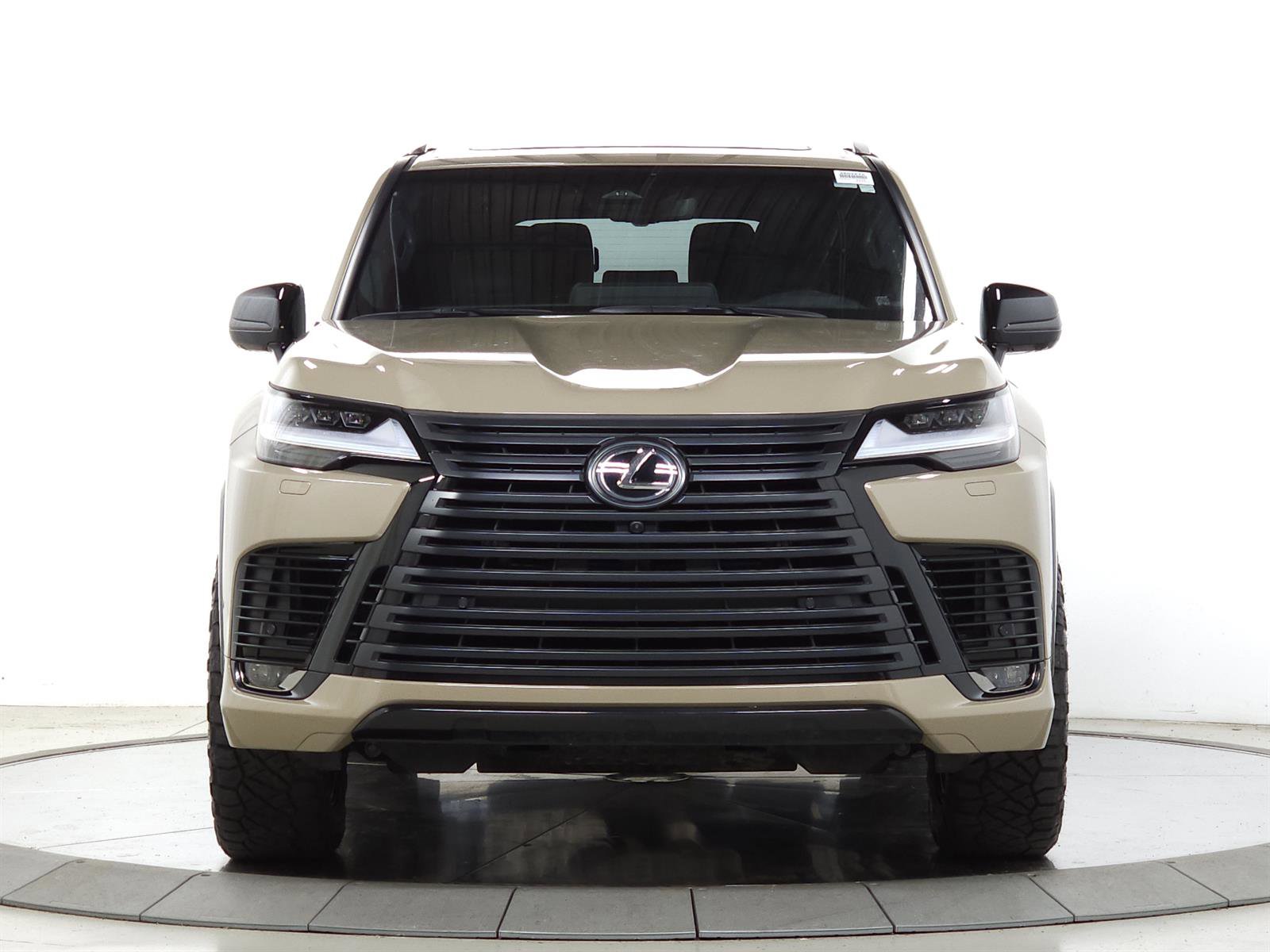 Certified 2025 Lexus LX 700h Overtrail AWD/4WD image 2