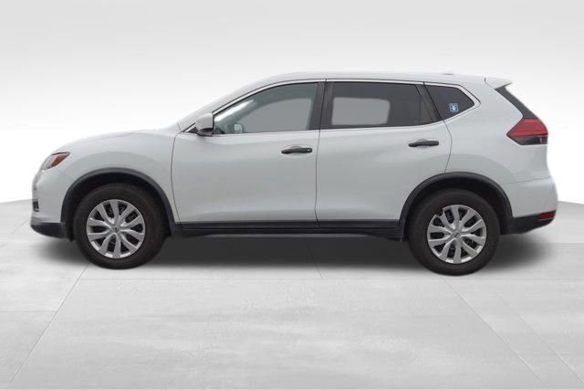 Used 2017 Nissan Rogue S image 7