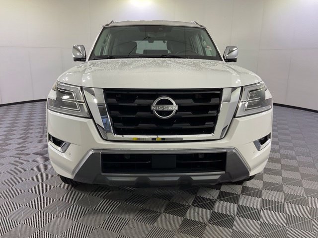 Used 2023 Nissan Armada Platinum w/ Captain's Chairs Package AWD/4WD image 2