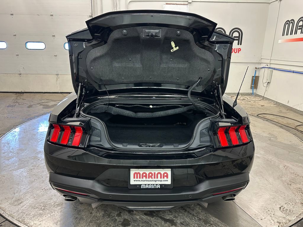 Used 2024 Ford Mustang Premium image 20