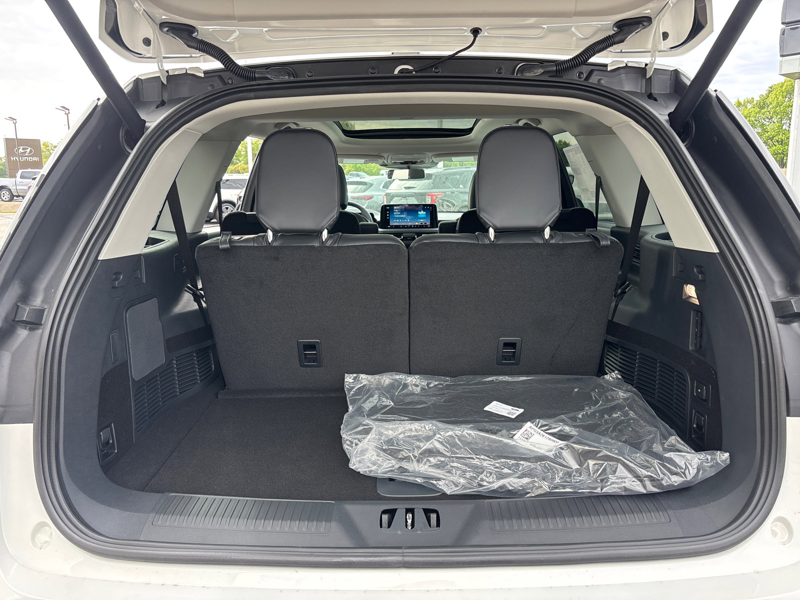 New 2026 Lincoln Aviator AWD image 9