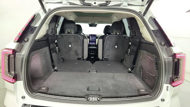 New 2026 Volvo EX90 Ultra AWD/4WD image 40