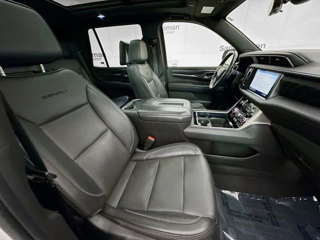 Used 2021 GMC Yukon Denali w/ Denali Premium Package image 32