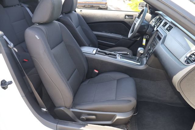 Used 2012 Ford Mustang Convertible image 19