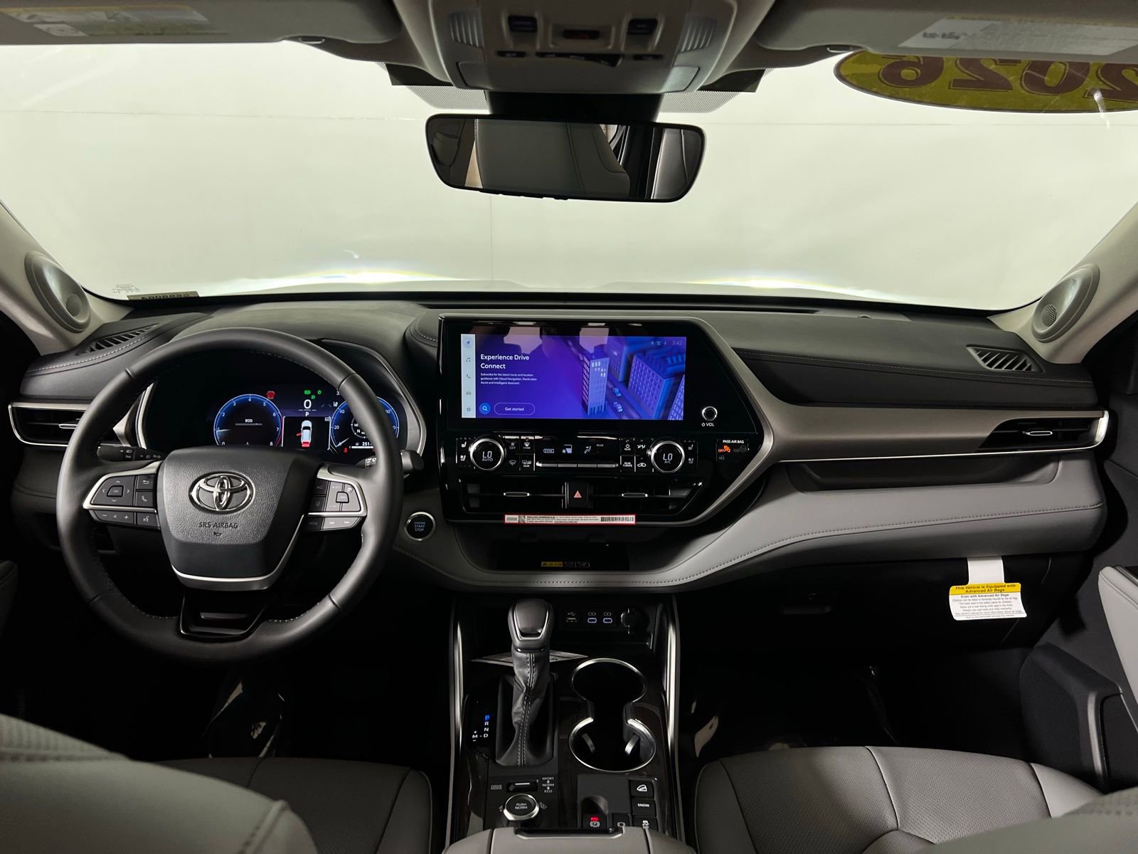 Certified 2026 Toyota Highlander Limited image 28