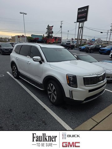Used 2020 Kia Telluride S w/ S 8 Passenger Seating Package