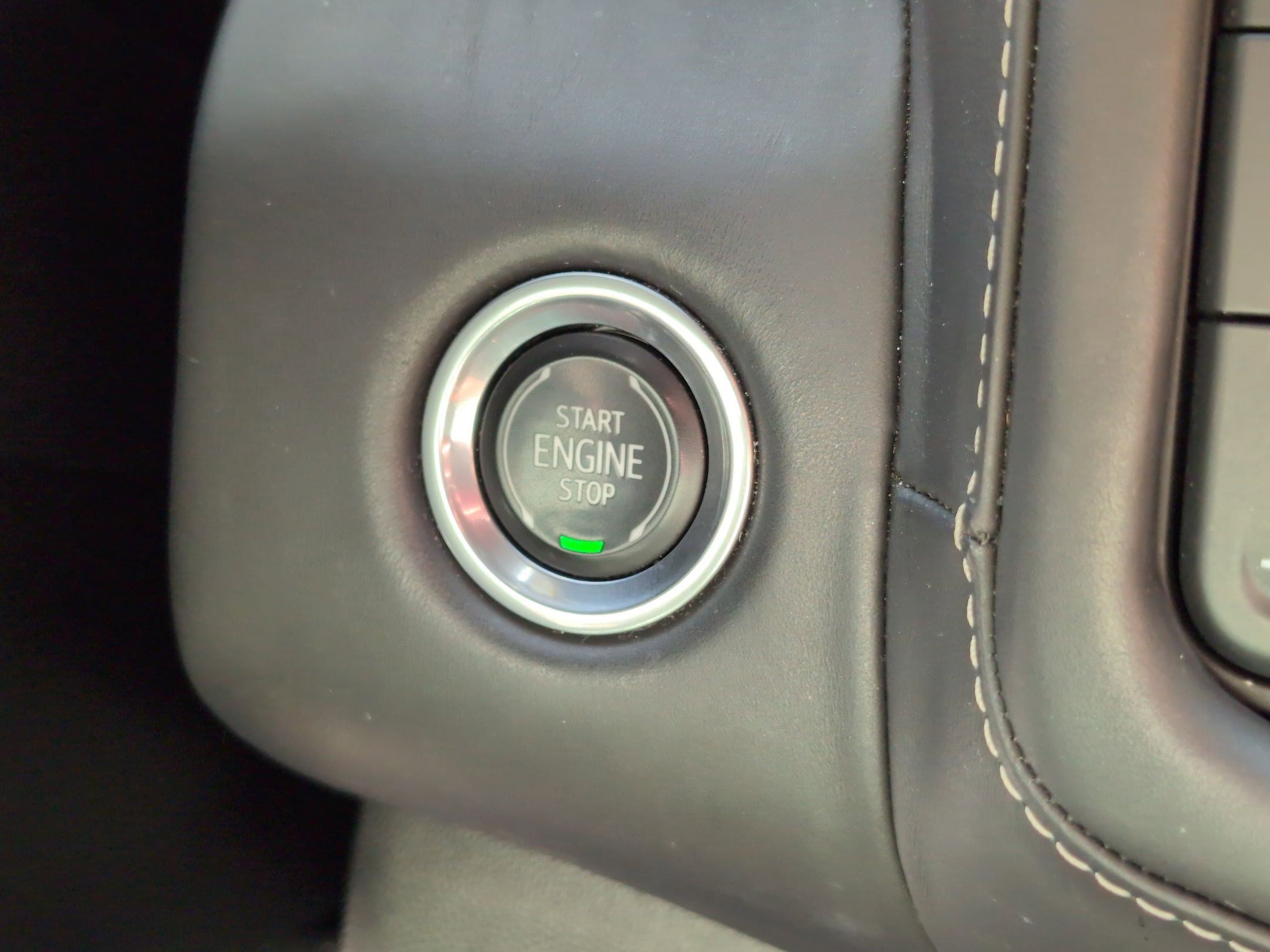 Used 2023 GMC Yukon Denali Ultimate AWD/4WD image 19