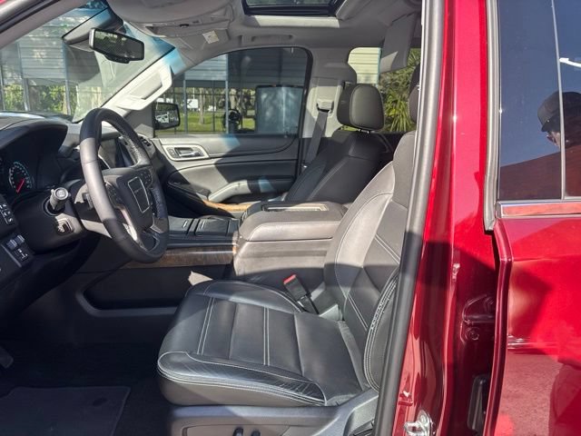 Used 2018 GMC Yukon Denali w/ Denali Ultimate Package RWD image 9