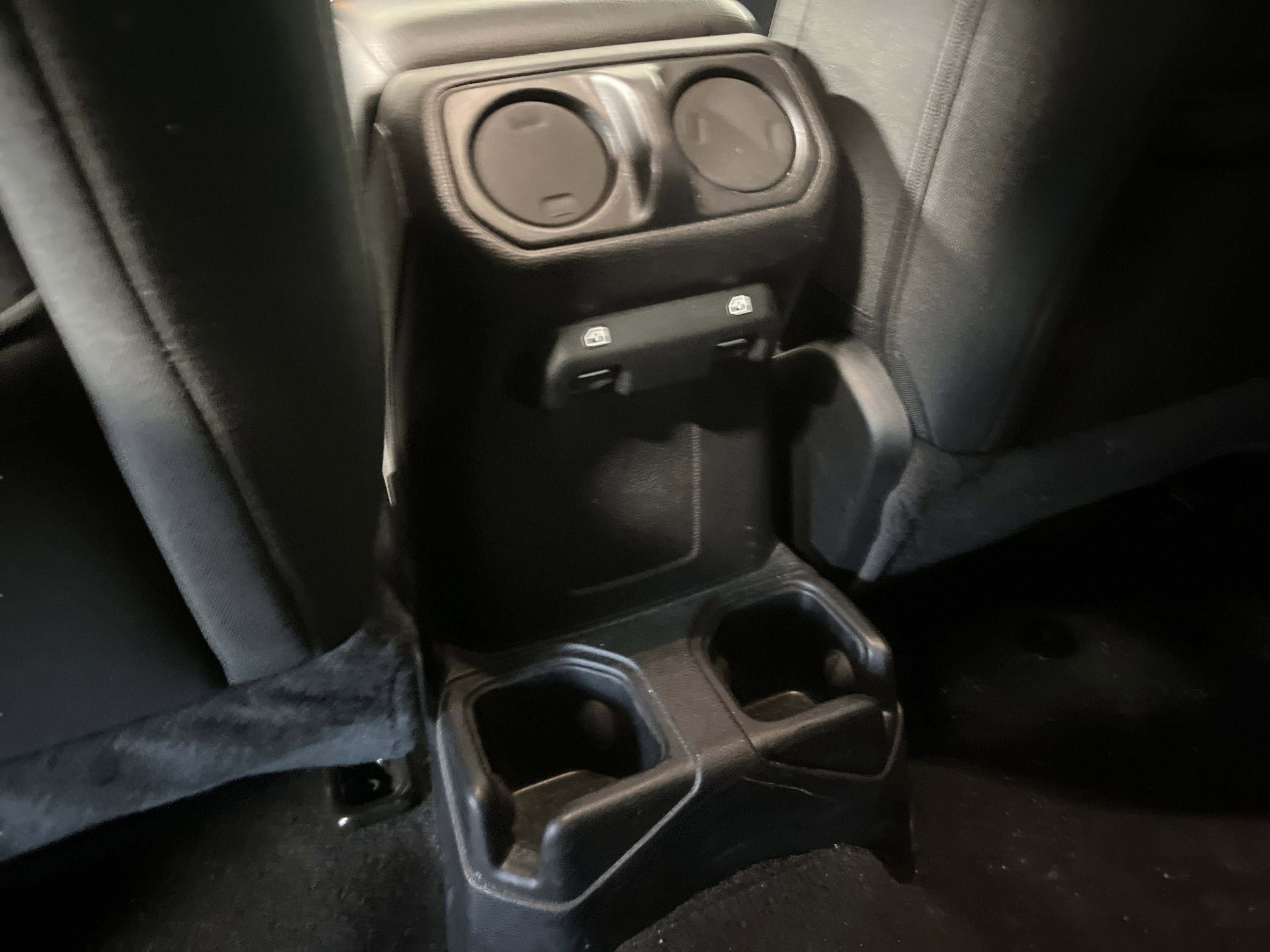 Used 2022 Jeep Wrangler Unlimited Sport image 27