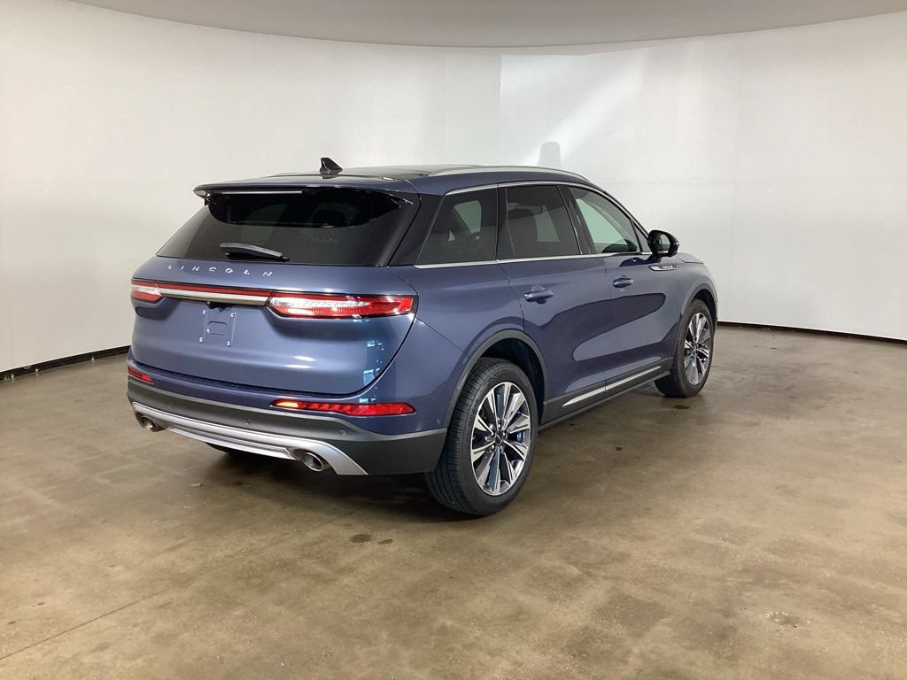 Used 2022 Lincoln Corsair Reserve w/ Equipment Group 201A AWD/4WD image 5