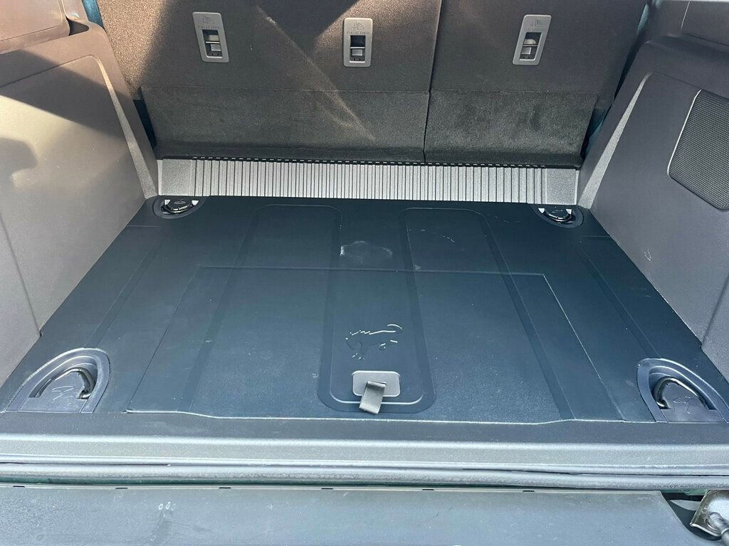 Used 2024 Ford Bronco Black Diamond image 35