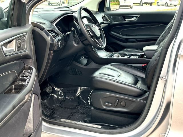 Used 2020 Ford Edge Titanium image 10