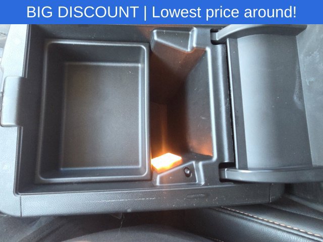 Used 2020 Chevrolet Traverse RS w/ LPO, Floor Liner Package FWD image 38