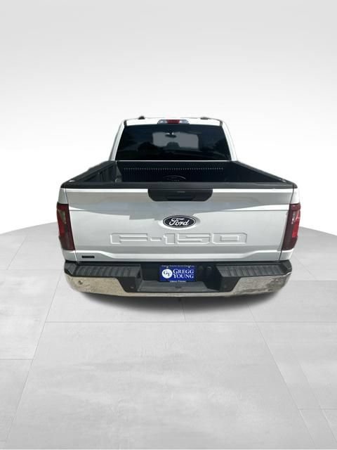 Used 2025 Ford F150 XLT w/ Equipment Group 301A Standard AWD/4WD image 5