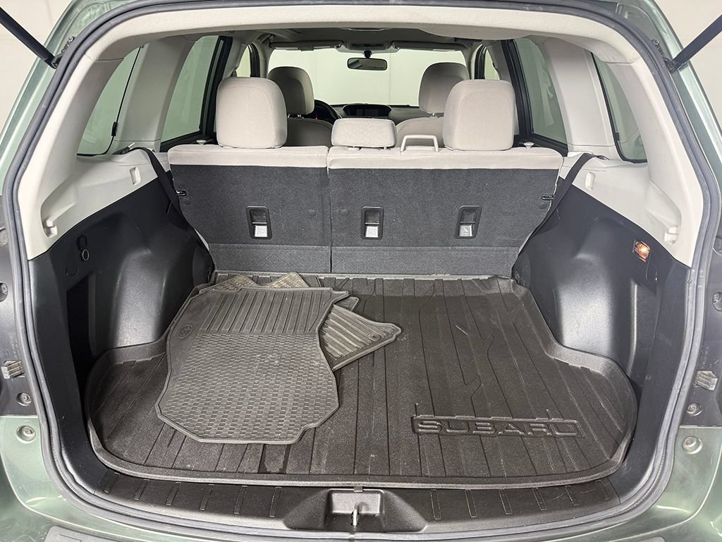 Used 2018 Subaru Forester 2.5i Premium w/ All-Weather Package AWD/4WD image 14
