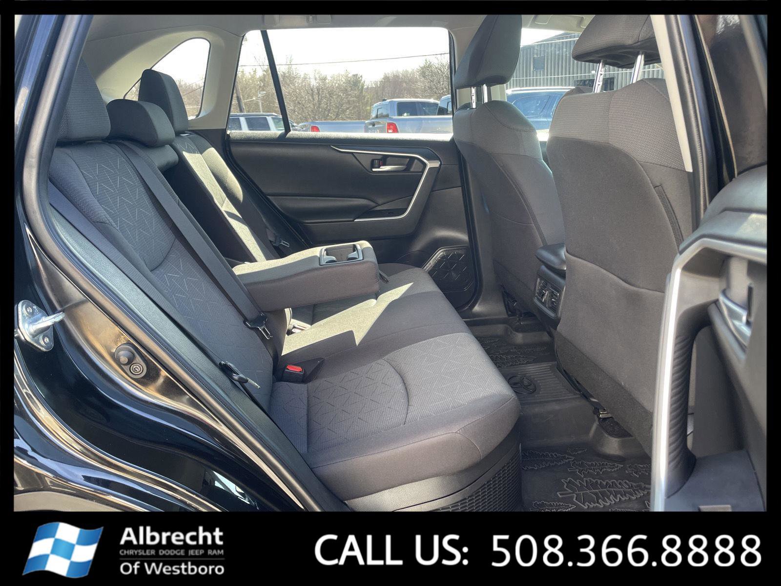 Used 2024 Toyota RAV4 AWD Hybrid image 16