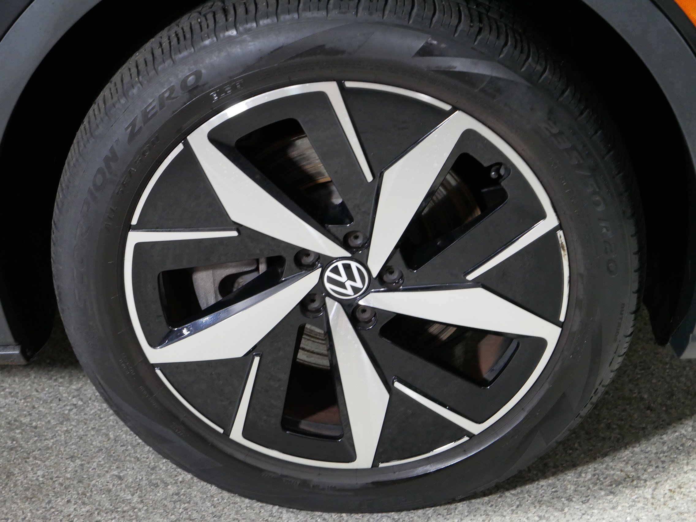 Certified 2023 Volkswagen ID.4 Pro S AWD/4WD image 15