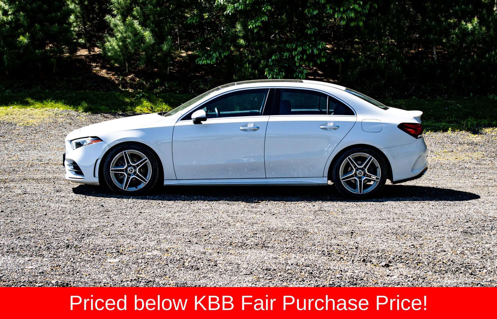 Used 2020 Mercedes-Benz A 220 4MATIC w/ AMG Line image 4