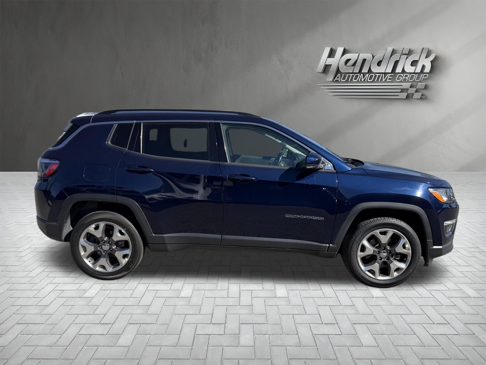 Used 2021 Jeep Compass Limited AWD/4WD image 10