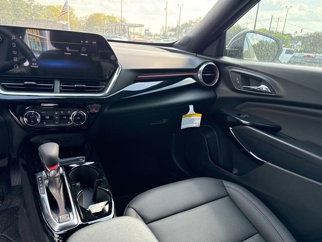New 2026 Chevrolet Trax RS w/ Driver Confidence Package FWD image 20