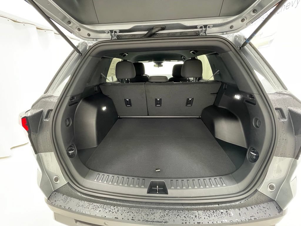New 2027 GMC Terrain Elevation FWD image 7