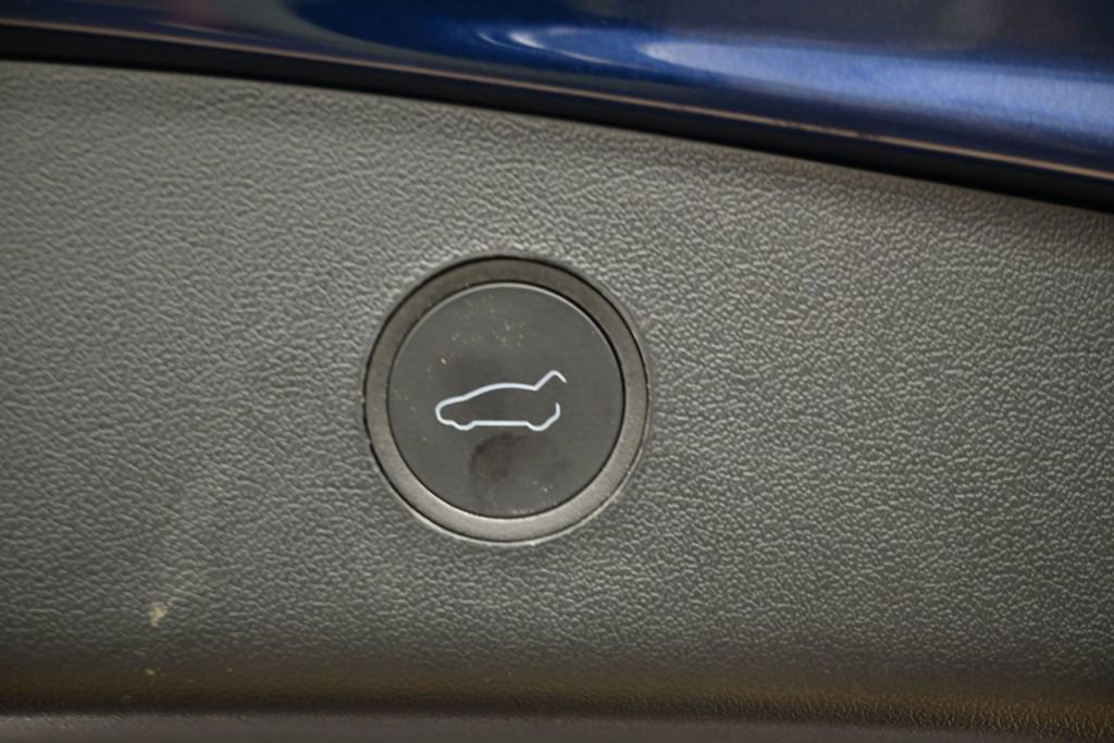 Used 2023 Tesla Model 3 Standard Range RWD image 13