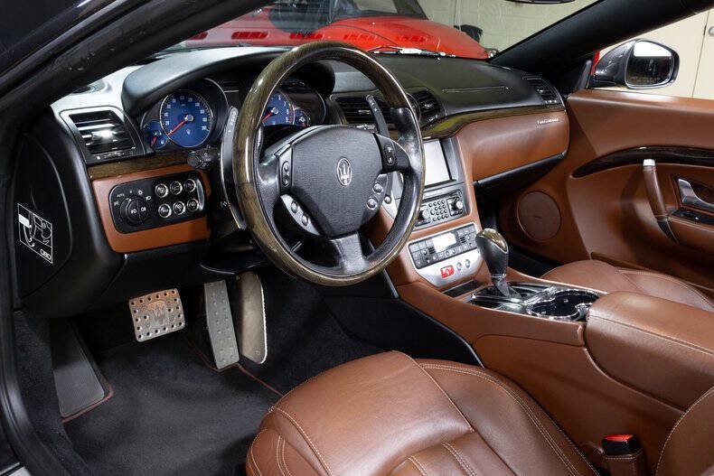 Used 2012 Maserati GranTurismo Convertible RWD image 43