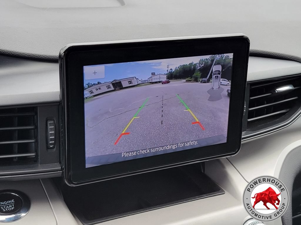 Used 2023 Ford Explorer XLT AWD/4WD image 27