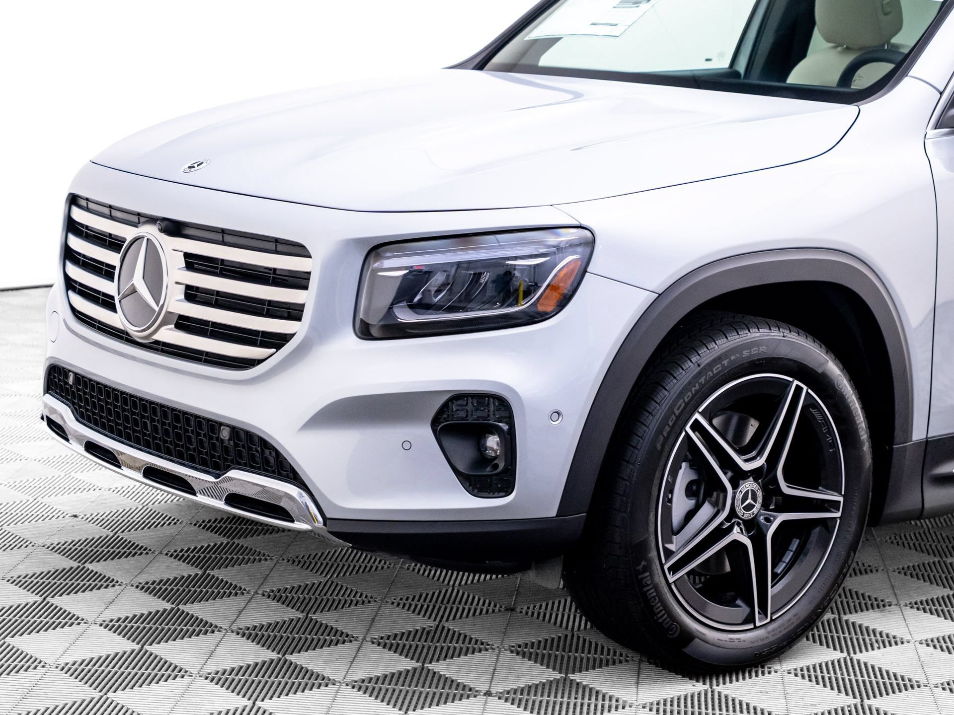 New 2026 Mercedes-Benz GLB 250 4MATIC image 37