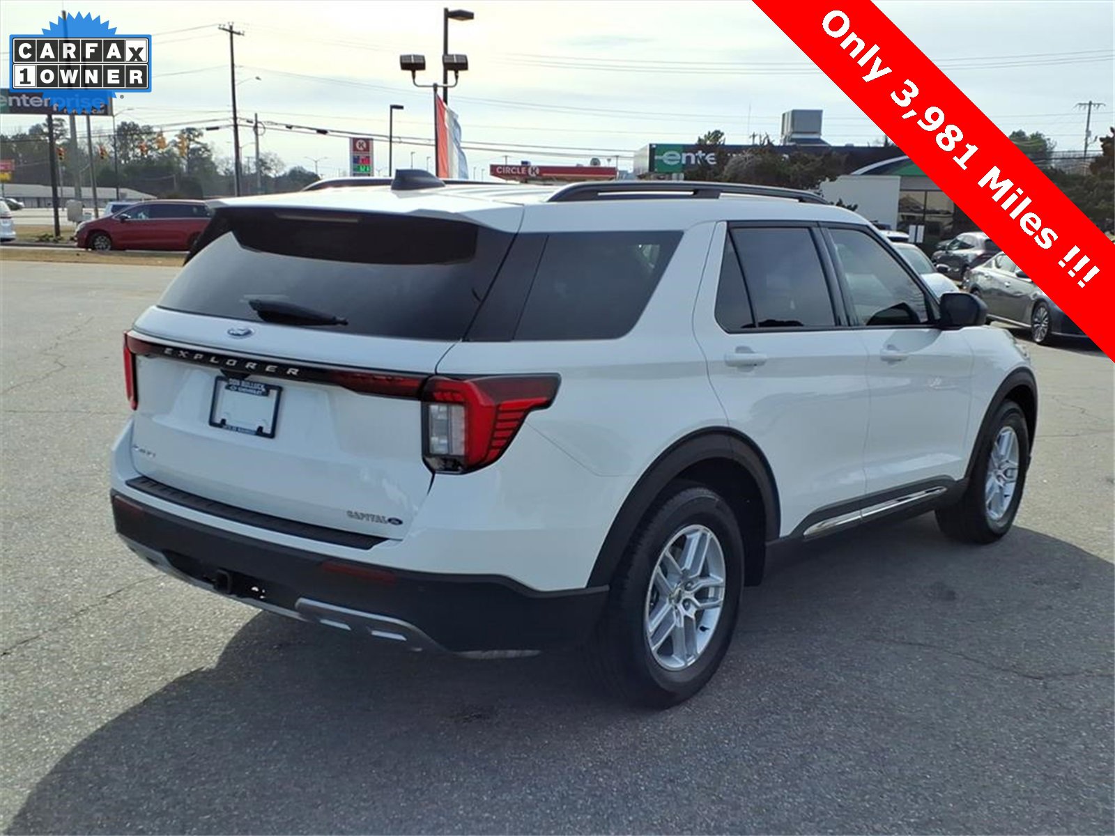 Used 2025 Ford Explorer Active w/ Active Comfort Package image 5