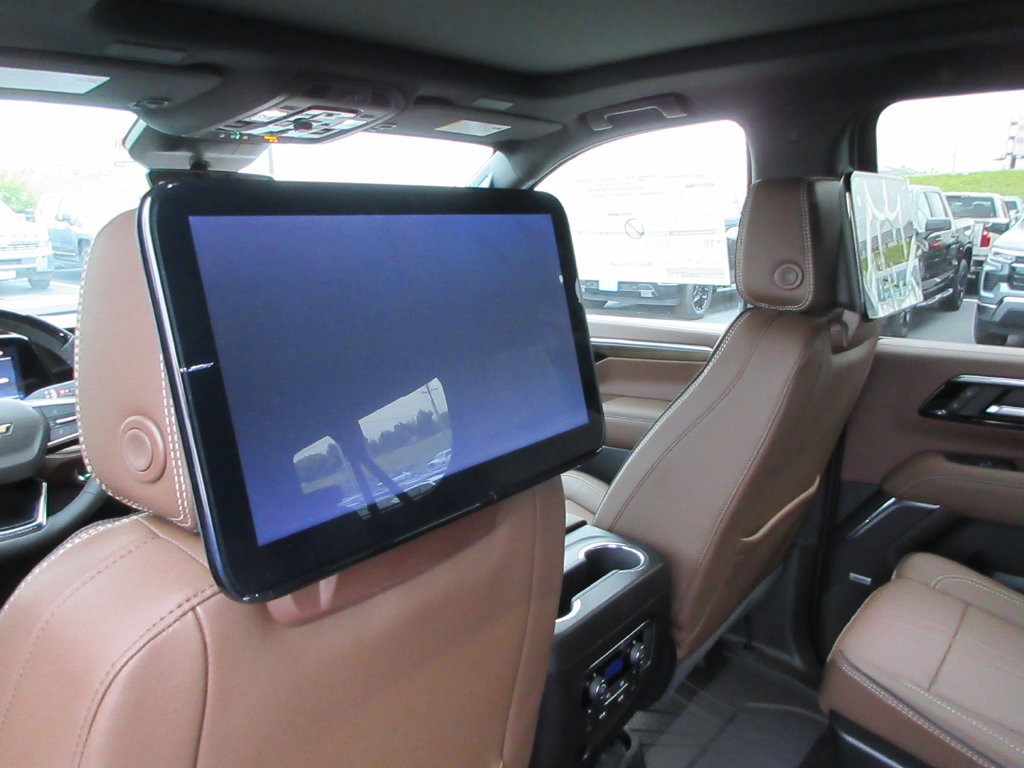 New 2027 Chevrolet Suburban High Country AWD/4WD image 16