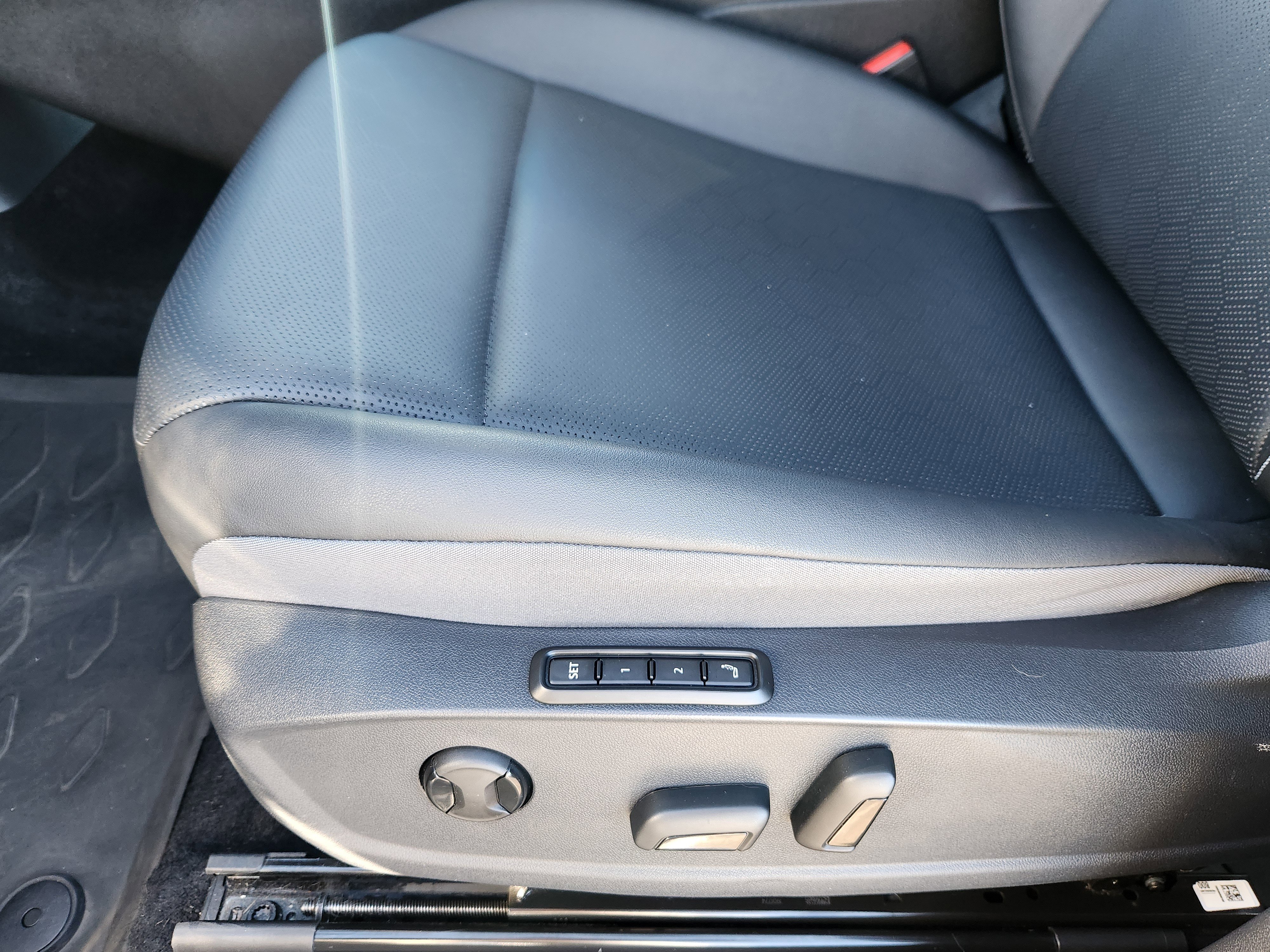 Certified 2023 Volkswagen ID.4 Pro S image 17